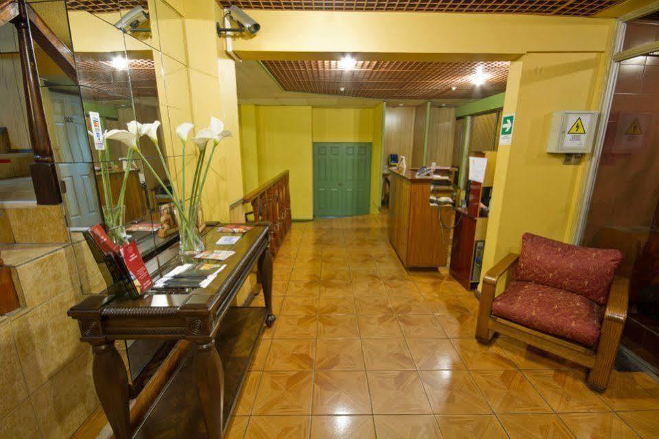 Hotel Intillanka Ікіке Екстер'єр фото
